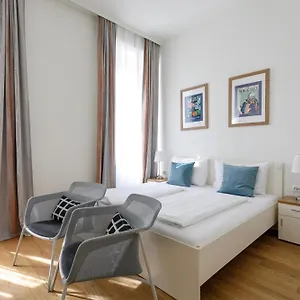 https://goldener-baer.vienna-besthotels.com